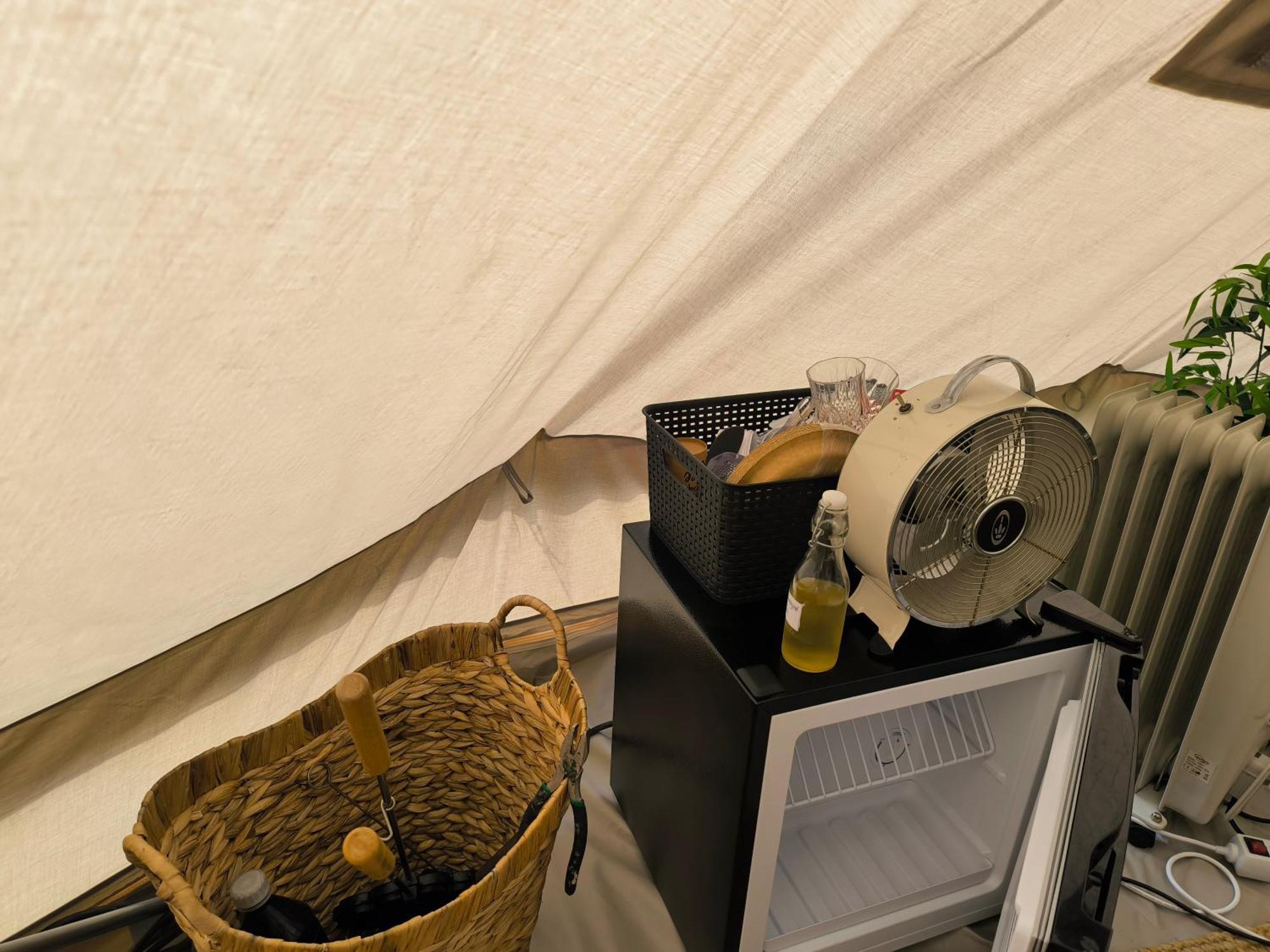 Luxury Tent With Restroom And Shower, Close To The Beach Ystad Exterior foto
